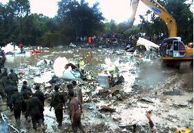 Thai Airways Airbus crashes into swamp